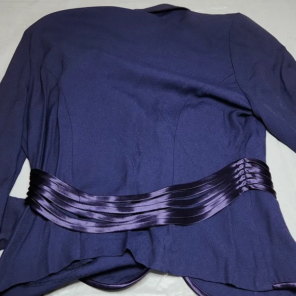 R.J. & Co. Blazer - Picture 13 of 13